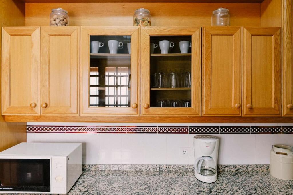 Wonderful 3 Bedroom Flat In The Heart Of Triana Apartment